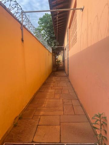 Alugar Casa / Padrão em Ribeirão Preto R$ 2.500,00 - Foto 16