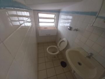 Alugar Apartamento / Padrão em Ribeirão Preto R$ 850,00 - Foto 4