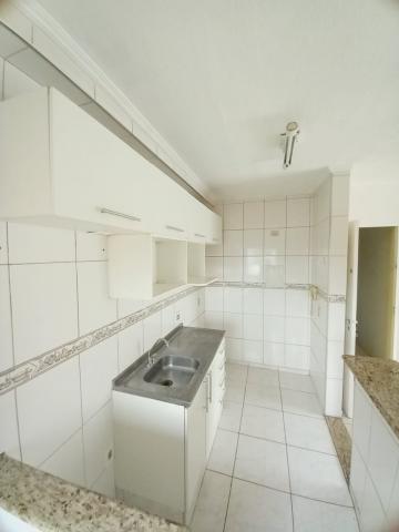 Alugar Apartamento / Padrão em Ribeirão Preto R$ 1.600,00 - Foto 12