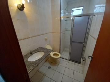 Alugar Apartamento / Padrão em Ribeirão Preto R$ 900,00 - Foto 10