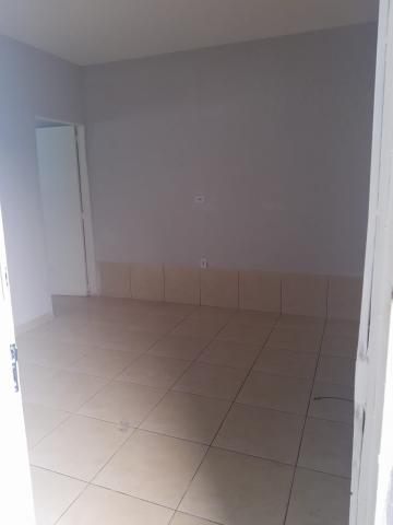 Alugar Casa / Padrão em Ribeirão Preto R$ 1.300,00 - Foto 11