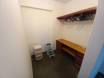 Alugar Apartamento / Padrão em Ribeirão Preto R$ 1.800,00 - Foto 8