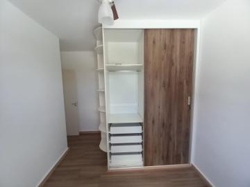 Alugar Apartamento / Padrão em Ribeirão Preto R$ 800,00 - Foto 10