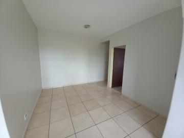 Alugar Apartamento / Padrão em Ribeirão Preto R$ 1.200,00 - Foto 2