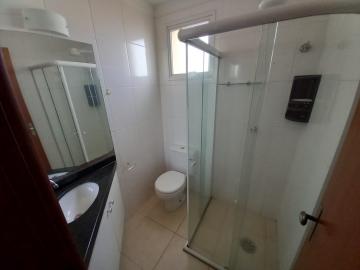 Alugar Apartamento / Padrão em Ribeirão Preto R$ 2.000,00 - Foto 17