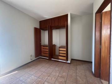 Alugar Apartamentos / Padrão em Ribeirão Preto R$ 1.400,00 - Foto 8