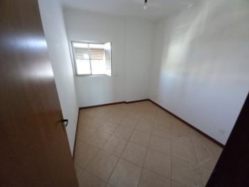 Alugar Apartamento / Padrão em Ribeirão Preto R$ 1.200,00 - Foto 3