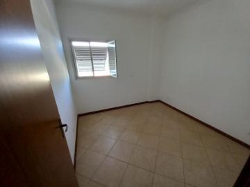 Alugar Apartamento / Padrão em Ribeirão Preto R$ 1.200,00 - Foto 4