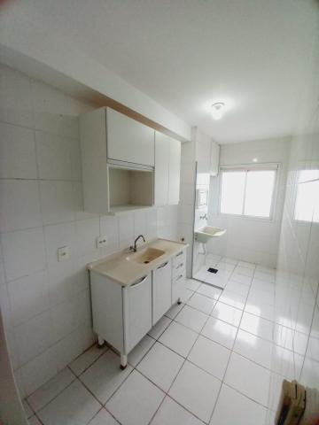 Alugar Apartamento / Padrão em Ribeirão Preto R$ 900,00 - Foto 4