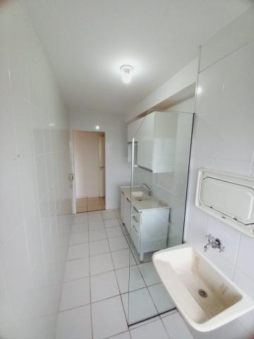 Alugar Apartamento / Padrão em Ribeirão Preto R$ 900,00 - Foto 3