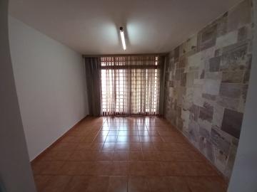 Alugar Casa / Padrão em Ribeirão Preto R$ 2.500,00 - Foto 3