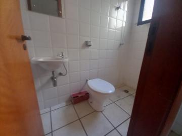 Alugar Apartamentos / Padrão em Ribeirão Preto R$ 1.700,00 - Foto 7