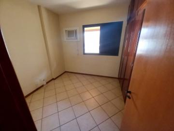 Alugar Apartamento / Padrão em Ribeirão Preto R$ 1.700,00 - Foto 9