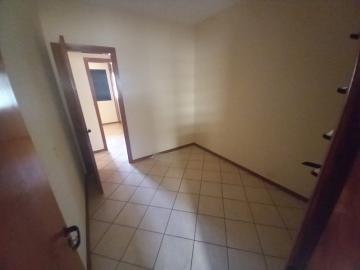 Alugar Apartamento / Padrão em Ribeirão Preto R$ 1.700,00 - Foto 8