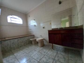 Alugar Casa / Padrão em Ribeirão Preto R$ 1.500,00 - Foto 9