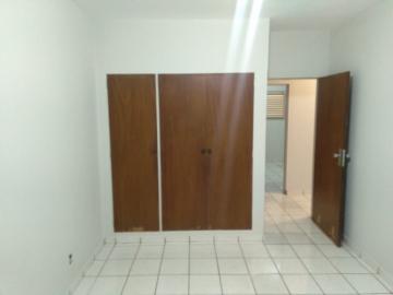 Alugar Apartamentos / Padrão em Ribeirão Preto R$ 700,00 - Foto 6