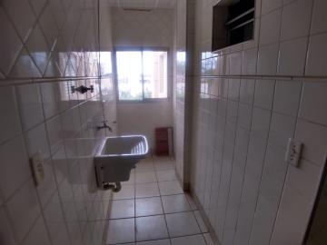 Alugar Apartamento / Padrão em Ribeirão Preto R$ 1.300,00 - Foto 11