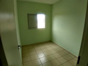 Alugar Apartamento / Padrão em Ribeirão Preto R$ 1.300,00 - Foto 4