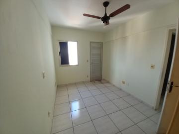 Alugar Apartamentos / Padrão em Ribeirão Preto R$ 1.400,00 - Foto 7