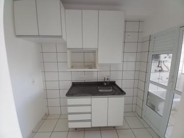 Alugar Apartamento / Padrão em Ribeirão Preto R$ 1.100,00 - Foto 3