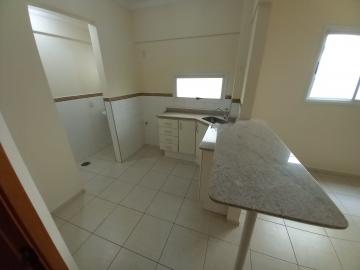 Alugar Apartamento / Padrão em Ribeirão Preto R$ 1.800,00 - Foto 4