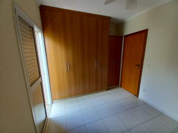 Alugar Apartamento / Padrão em Ribeirão Preto R$ 1.800,00 - Foto 8