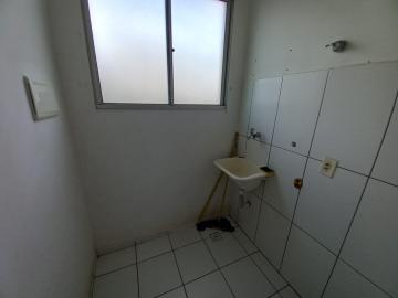 Alugar Apartamento / Padrão em Ribeirão Preto R$ 750,00 - Foto 5