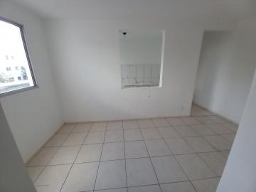 Alugar Apartamento / Padrão em Ribeirão Preto R$ 750,00 - Foto 2