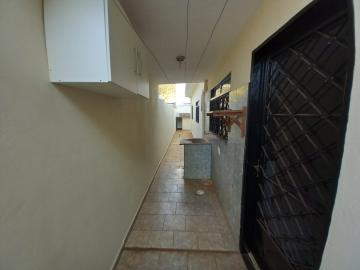 Alugar Casa / Padrão em Ribeirão Preto R$ 1.400,00 - Foto 11