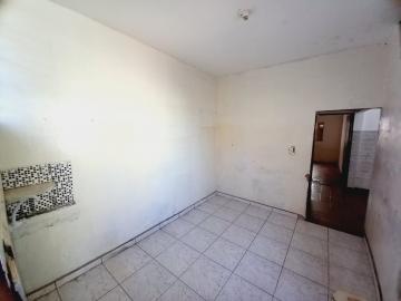 Alugar Casa / Padrão em Ribeirão Preto R$ 750,00 - Foto 8