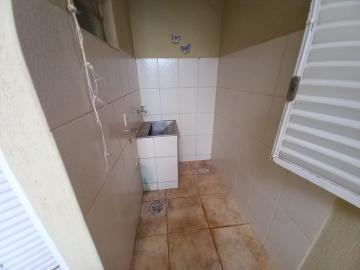 Alugar Casa / Padrão em Ribeirão Preto R$ 1.400,00 - Foto 15