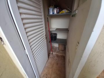 Alugar Casa / Padrão em Ribeirão Preto R$ 1.400,00 - Foto 16