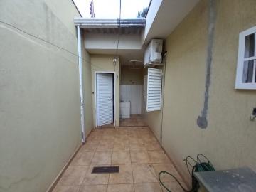 Alugar Casa / Padrão em Ribeirão Preto R$ 1.400,00 - Foto 17