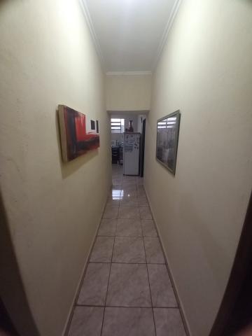 Alugar Casa / Padrão em Ribeirão Preto R$ 800,00 - Foto 8
