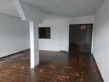Alugar Casa / Padrão em Ribeirão Preto R$ 950,00 - Foto 11