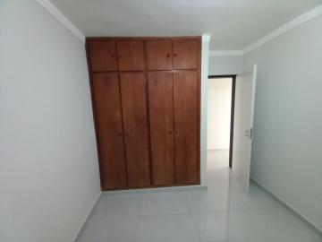 Alugar Apartamento / Padrão em Ribeirão Preto R$ 1.100,00 - Foto 11