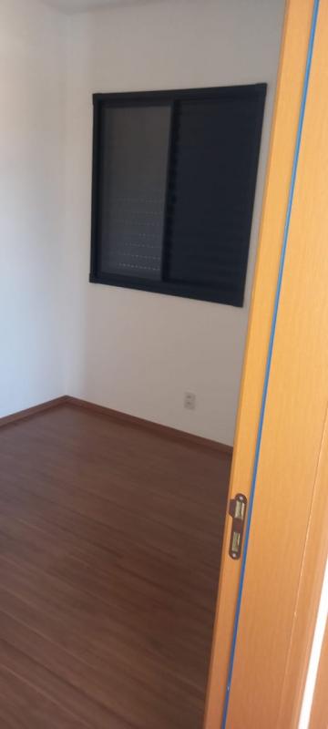 Alugar Apartamento / Padrão em Ribeirão Preto R$ 1.100,00 - Foto 11