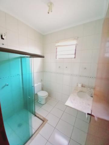 Alugar Casa / Padrão em Ribeirão Preto R$ 2.300,00 - Foto 10