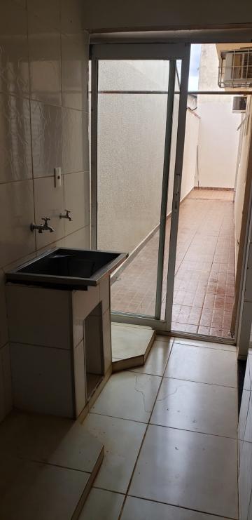 Alugar Casa / Padrão em Ribeirão Preto R$ 2.200,00 - Foto 17