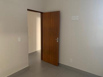 Alugar Casa / Padrão em Ribeirão Preto R$ 1.600,00 - Foto 7