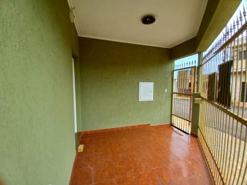 Alugar Casa / Padrão em Ribeirão Preto R$ 1.500,00 - Foto 2