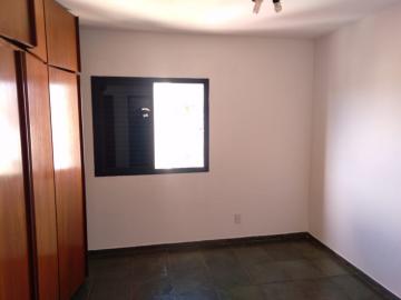 Alugar Apartamento / Padrão em Ribeirão Preto R$ 800,00 - Foto 7