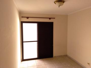 Alugar Apartamento / Padrão em Ribeirão Preto R$ 1.500,00 - Foto 12