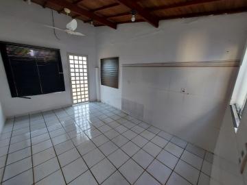 Alugar Casa / Padrão em Ribeirão Preto R$ 3.500,00 - Foto 2