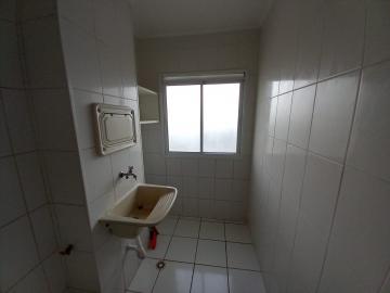 Alugar Apartamento / Padrão em Ribeirão Preto R$ 1.200,00 - Foto 3