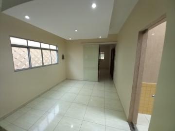 Alugar Casa / Padrão em Ribeirão Preto R$ 2.400,00 - Foto 2