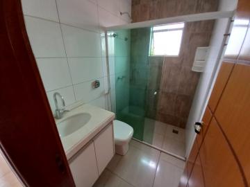 Alugar Casa / Padrão em Ribeirão Preto R$ 2.400,00 - Foto 17