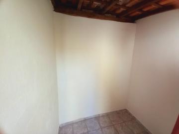 Alugar Casa / Padrão em Ribeirão Preto R$ 700,00 - Foto 6