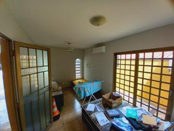 Alugar Casa condomínio / Padrão em Ribeirão Preto R$ 1.700,00 - Foto 1