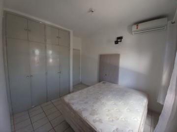 Alugar Apartamento / Padrão em Ribeirão Preto R$ 1.200,00 - Foto 2